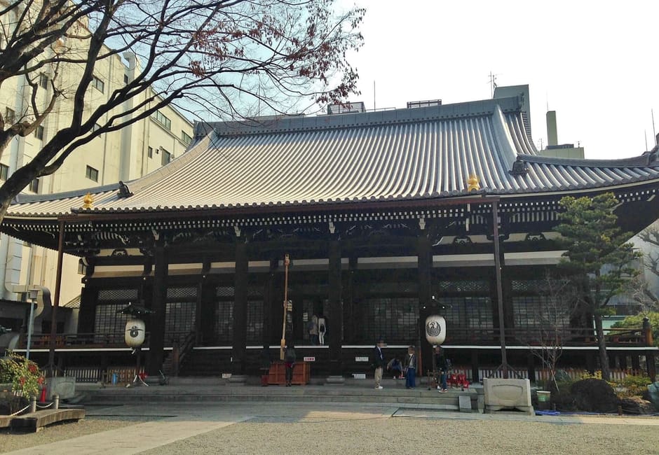 The main hall of Honno-ji temple in central Kyoto